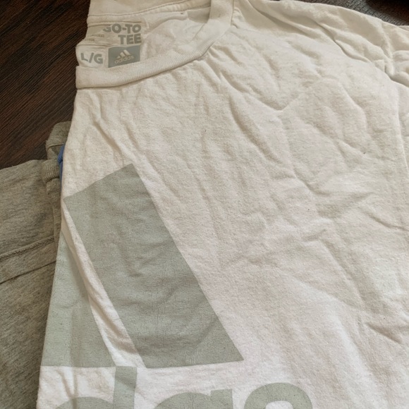 Men’s tee shirt lot of 5- Large. - Picture 4 of 6